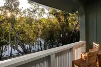 River Terrace Inn - Romantic