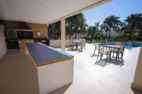 Casa do Professor Visitante Unicamp - Pools