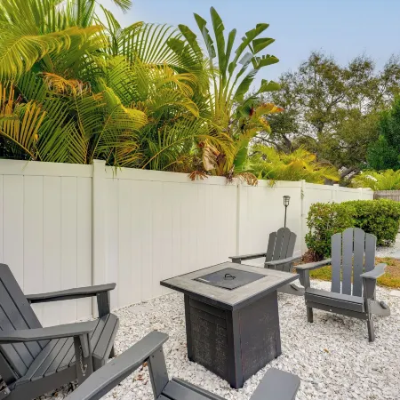 Near Indian Rocks Beach! Home w/ Backyard Oasis