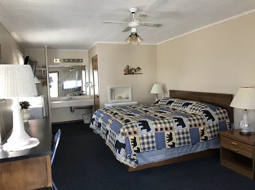 Bambi Motel
