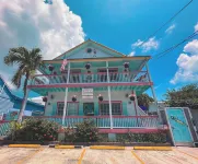 Caribbean House - Balcony