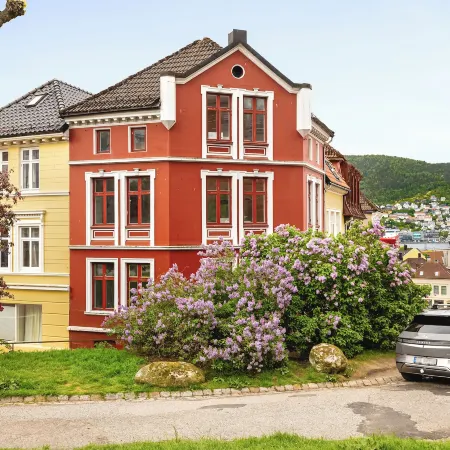 Sentrum Suites