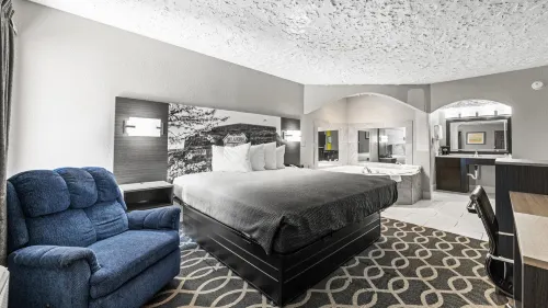 Super 8 by Wyndham Norman West
