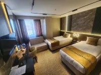 Tetrainn Hotel - Gym