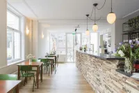 La Paulowna Boutique Hotel - Beach