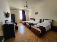 Nana Grand Hotel Hotels near Lovers' Park