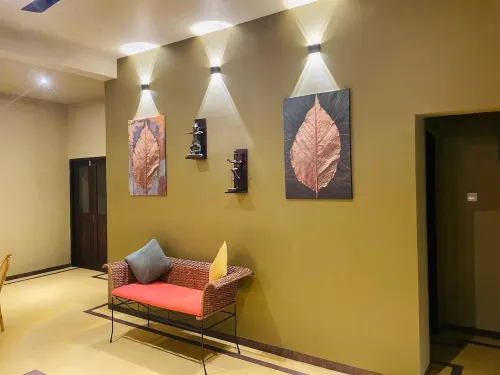 Edward's airport guest in Negombo located 2.1  mile from Colombo Bandaranaike International Airport - 2 星級