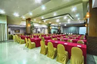 TUWUH HOTEL AT KAYUTANGAN - Perjalanan Bisnis