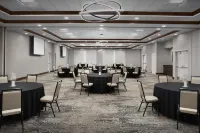 Hilton Garden Inn Oklahoma City Bricktown - parking