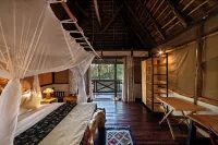 Ishasha Jungle Lodge - 4-Star