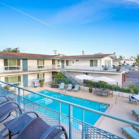 Pacific Crest Hotel
