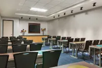 Aloft Denver Airport at Gateway Park - Pet-friendly