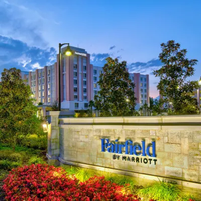 Fairfield Inn & Suites Orlando at Flamingo Crossings® Town Center Hotels near Disney's Magic Kingdom