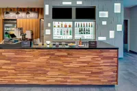 Courtyard Appleton Riverfront - bar