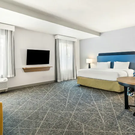 Hampton Inn & Suites Merced