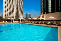The Westin Bonaventure Hotel & Suites, Los Angeles - Rooftop Pools