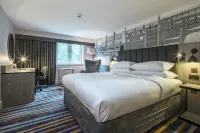 DoubleTree by Hilton Bristol South - Cadbury House - Parking