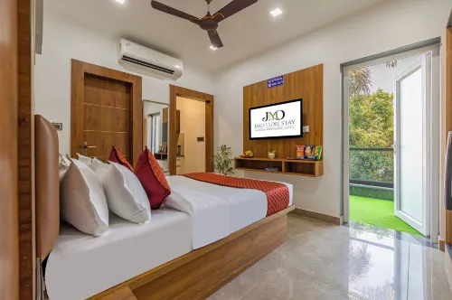Hotel JMD LUXE STAY - Condos