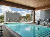 Fairfield Inn & Suites San Antonio Medical Center Hotels near Dellview Park