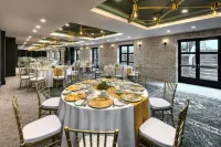The Insignia Hotel, Sarnia, a Tribute Portfolio Hotel - Pet friendly