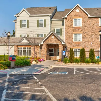TownePlace Suites Colorado Springs Garden of the Gods Hotel berhampiran Yayasan Angkasa