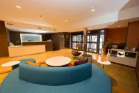 Fairfield Inn & Suites Burlington - Bãi đậu xe