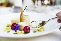 Small Luxury Hotel of the World - DasPosthotel - Desayuno