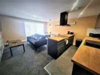 Friary House Serviced Apartments by Roomsbooked - 24Hr Reception - Apartments