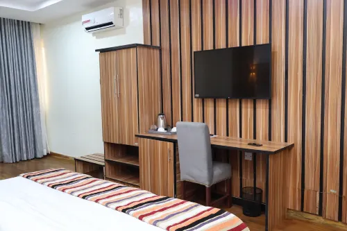 Motherland Imperial Hotel - 2-Star