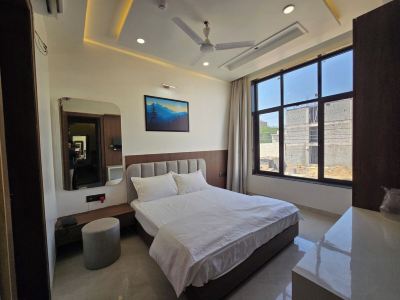 Shree Radha Raman Sarkar Dham