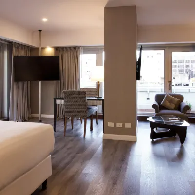 DoubleTree by Hilton Buenos Aires Hotels near Edificio Kavanagh