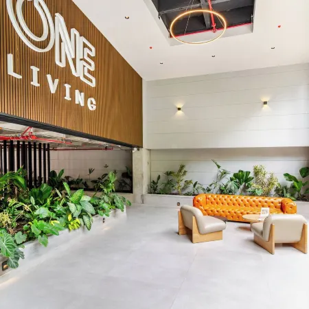One Living Luxe Mall City Plaza