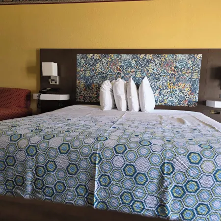 Winnie Inn Suites & RV Park