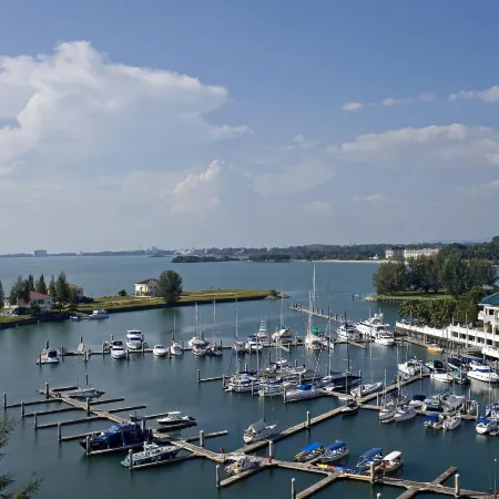 Avillion Admiral Cove