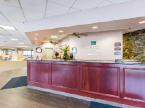 Quality Inn and Conference Center I-80 Grand Island Hotels in Alda