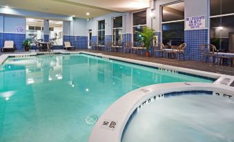 Holiday Inn & Suites Beaufort @ Highway 21