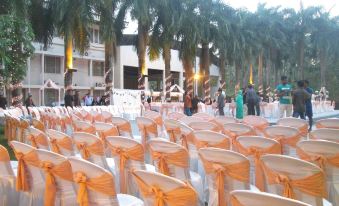 Hotel Kpm Tripenta - Housity