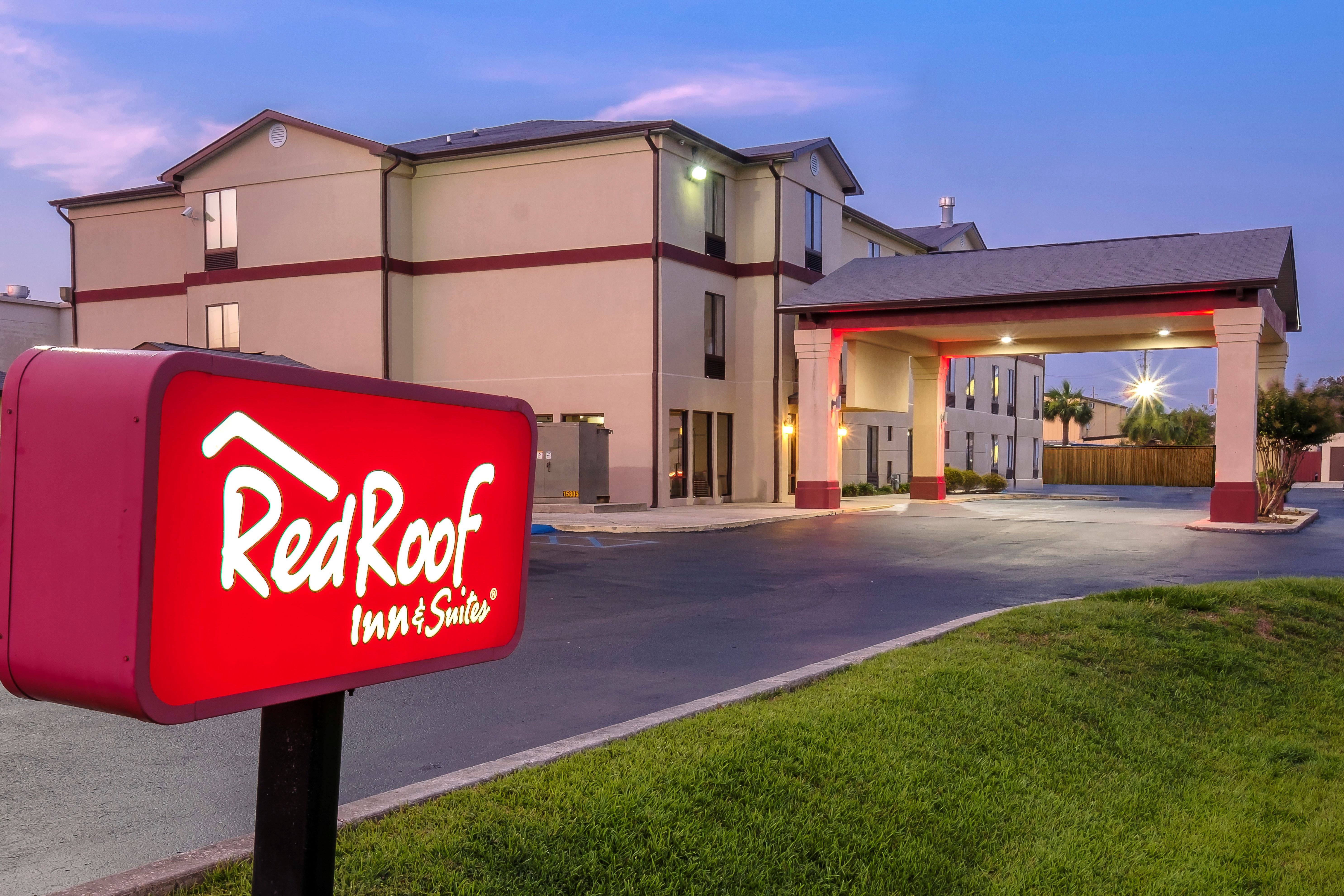 Red Roof Inn & Suites Mobile SW - I-10