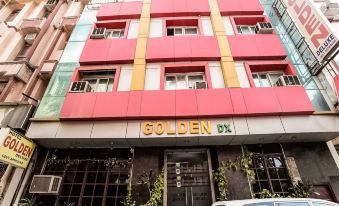 OYO 43687 Golden Deluxe Hotel