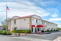 Econo Lodge Airport/Colorado Springs Hotels in Colorado Springs