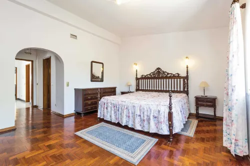Old Village Area, Walking Distance to Centre and All Amenities, Private Pool