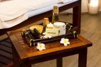 Starcity Bayfront Nha Trang Hotel - spa
