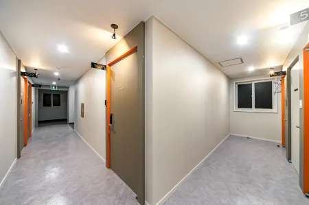 Yeongcheon Hotel Shop Отели рядом с достопримечательностью «Auno Feliz Glamping»