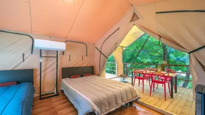 Gapyeong Saeyeon Glam Pinkara Banseorak 2nd Branch Hotels near Edelweiss Swiss Theme Park