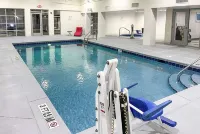 Wingate by Wyndham Panama City Area Lynn Haven - Pools