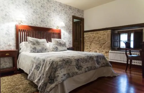 南薩卡松那酒店