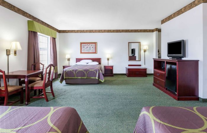 Super 8 by Wyndham Hillsboro TX