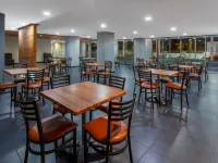 阿卡波可溫德姆華美達套房飯店 魁布拉達懸崖（La Quebrada）附近的飯店