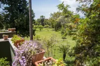 La Villa Hotels in Province of Messina