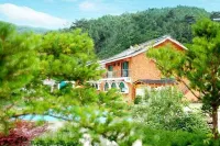Muju Family House Pension